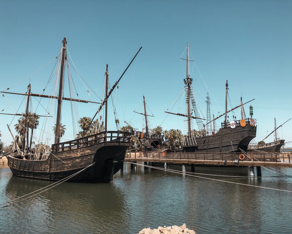 Musée Muelle de las Carabelas et les reproductions des bateaux de Christophe Colomb - Palos de la Frontera, Espagne