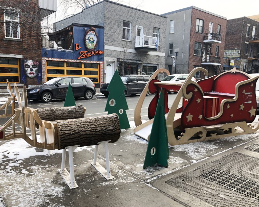 Décorations de Noël dans les rues de Montréal