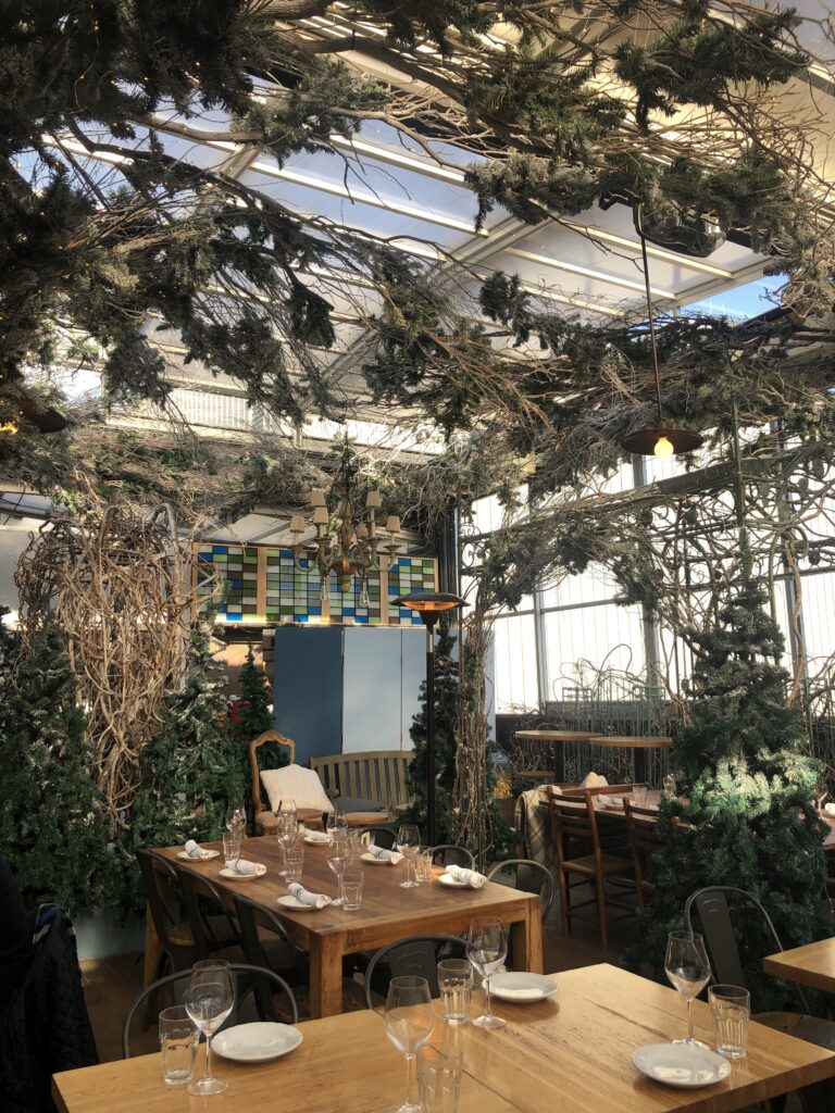 Ambiance de Serra by Birreria, restaurant rooftop à New York